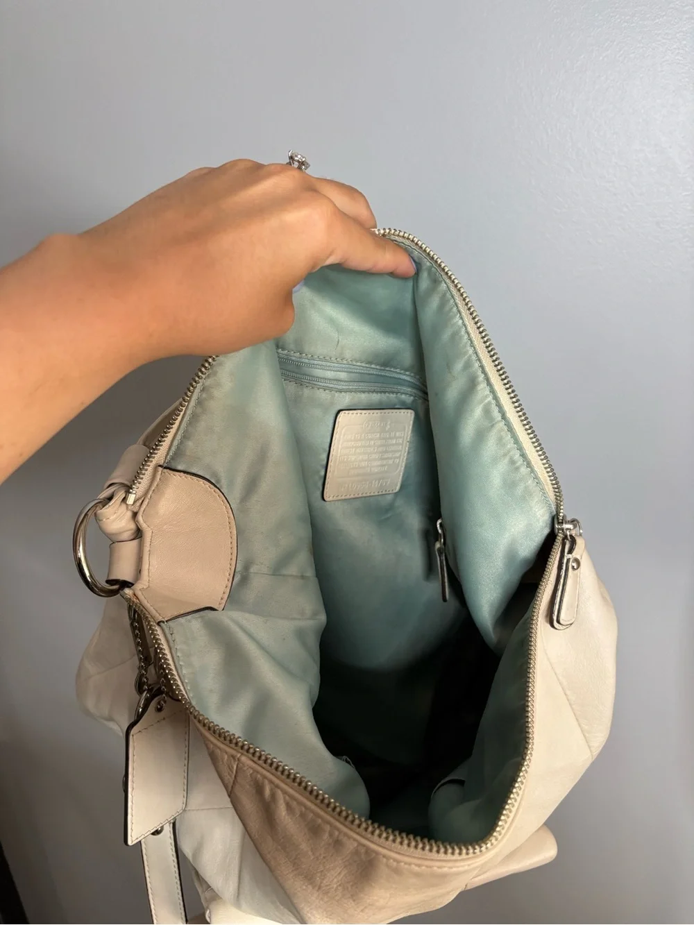 Y2K Coach Cream Leather Kristin Hobo Bag with Front Pocket